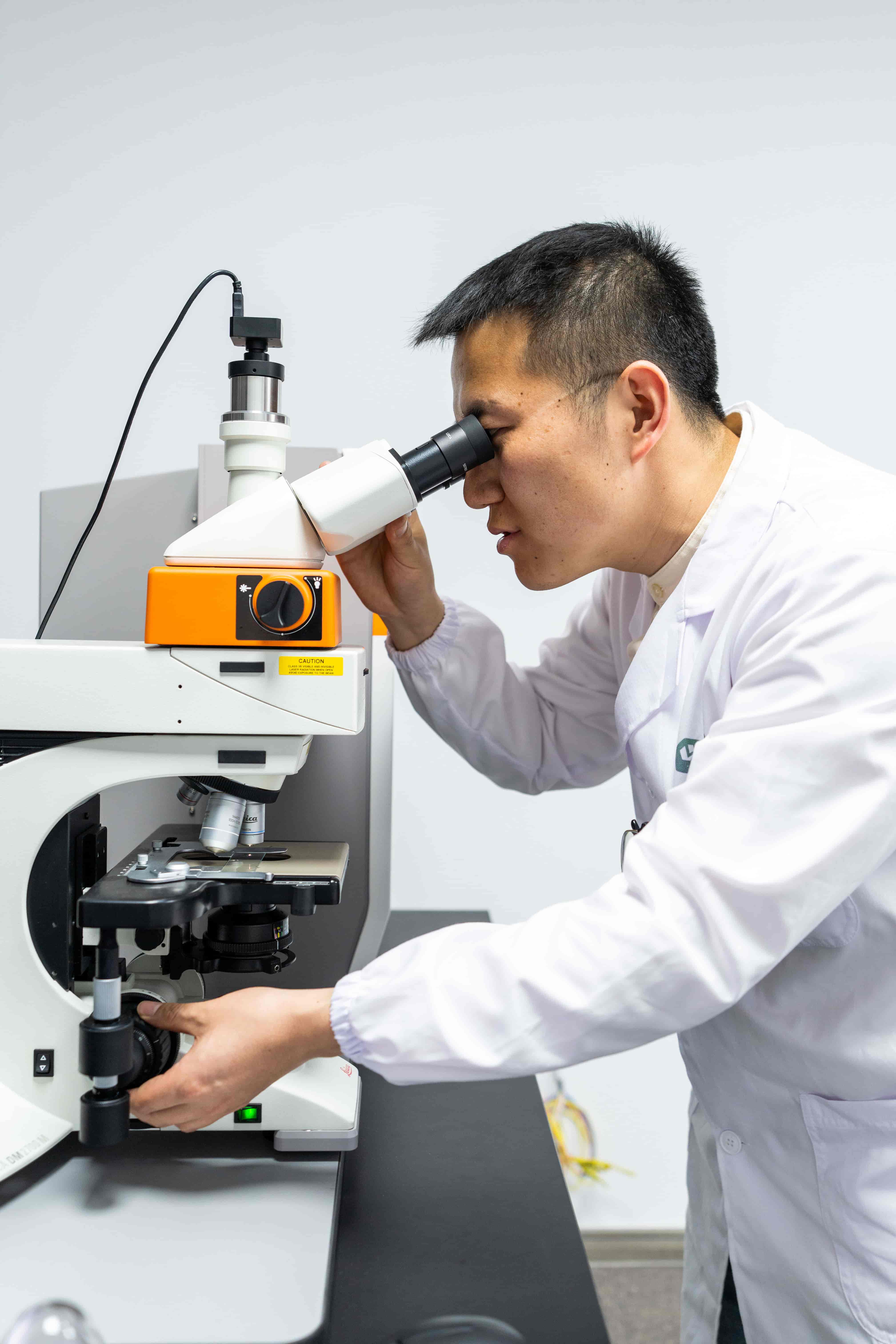 浙南首个石墨烯研究院里的“烯”奇事