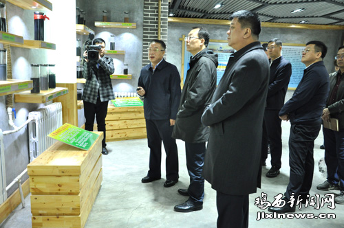 于洪涛在哈尔滨考察石墨高科技企业