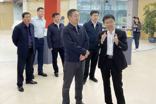 张恩亮赴京粤闽等地招商引资洽谈项目合作