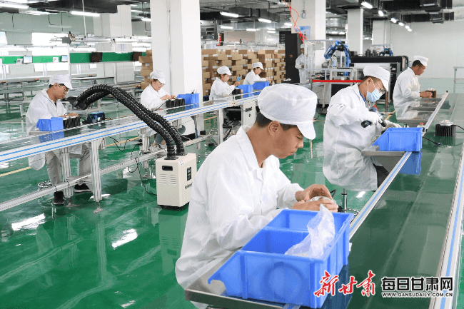 【2022生态环保行】在酒泉硅碳产业园“邂逅”石墨烯