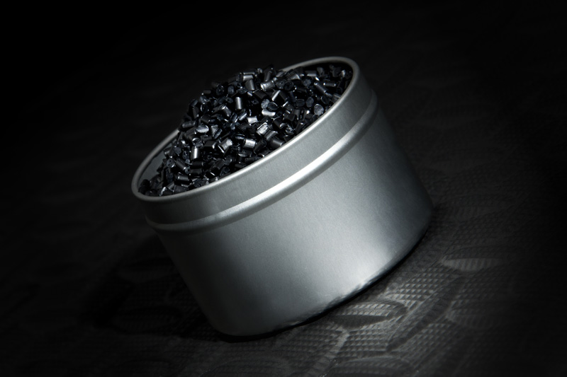 高莱为曼彻斯特大学石墨烯纳米复合材料合作博士研究项目投入基金