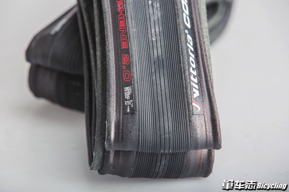 出色路感 Vittoria石墨烯公路胎测评