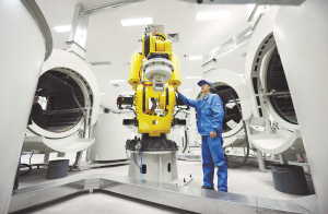 实施“九大行动” 全力建设东北亚科创中心城市哈市将坚持科技“四个面向”，加速突破产业关键核心技术，支撑产业链整体向中高端迈进