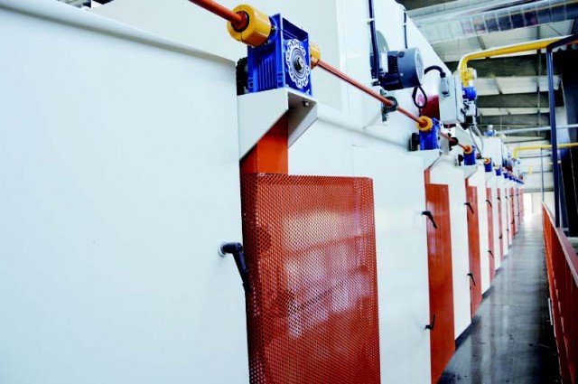 携清洁能源产品 德阳这家石墨烯企业亮相世界清洁能源装备大会