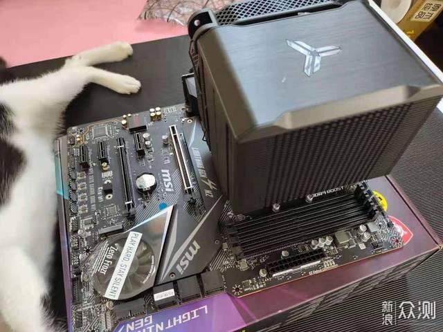 极速降温，冷静游戏，乔思伯CPU散热器_新浪众测