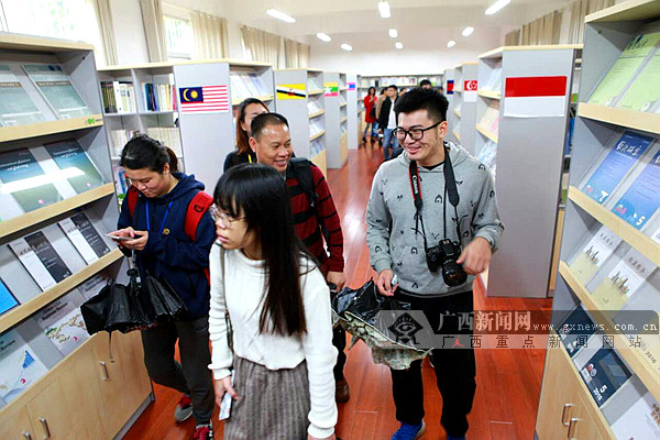 网媒记者走进在桂第一学府 聚焦西大“双创”风采
