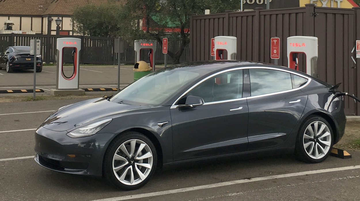 特斯拉 Model 3