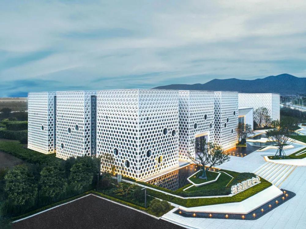 济南烯谷国际中心获2021柏林设计奖金奖，设计灵感源自石墨烯