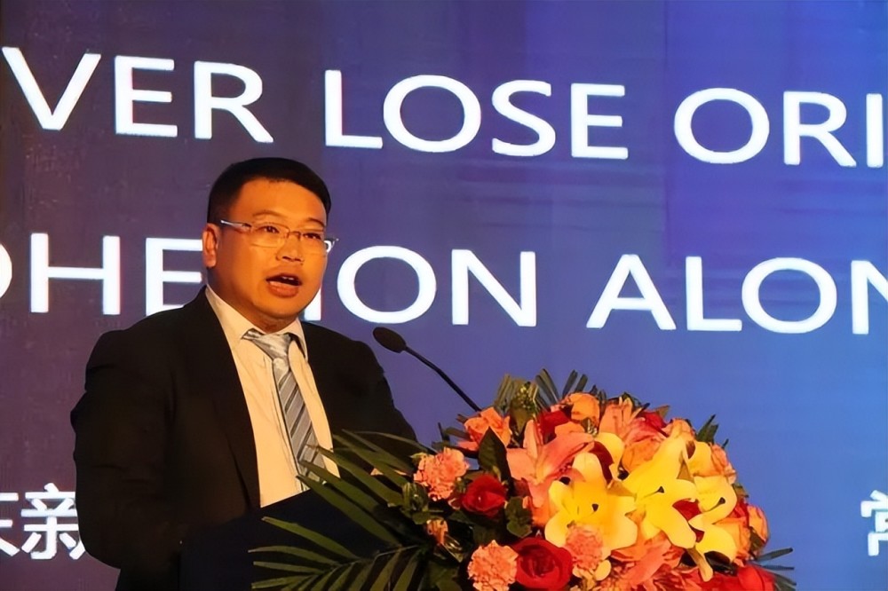 广东省青年企业家，从最基层做起，被称为“创业二代”