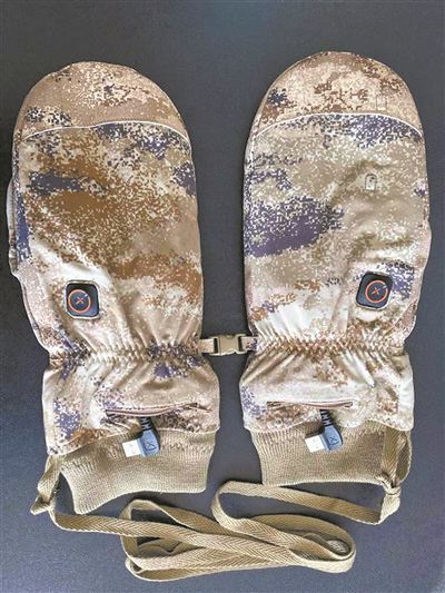 我军为高原边防官兵研发一批新型防寒被装