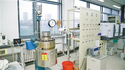 内蒙古多点着手解决“卡脖子”技术等基础科学难题