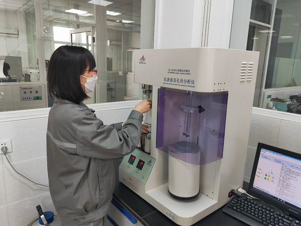 紧跟政府发展步伐 企业把脉市场变化 订单供不应求