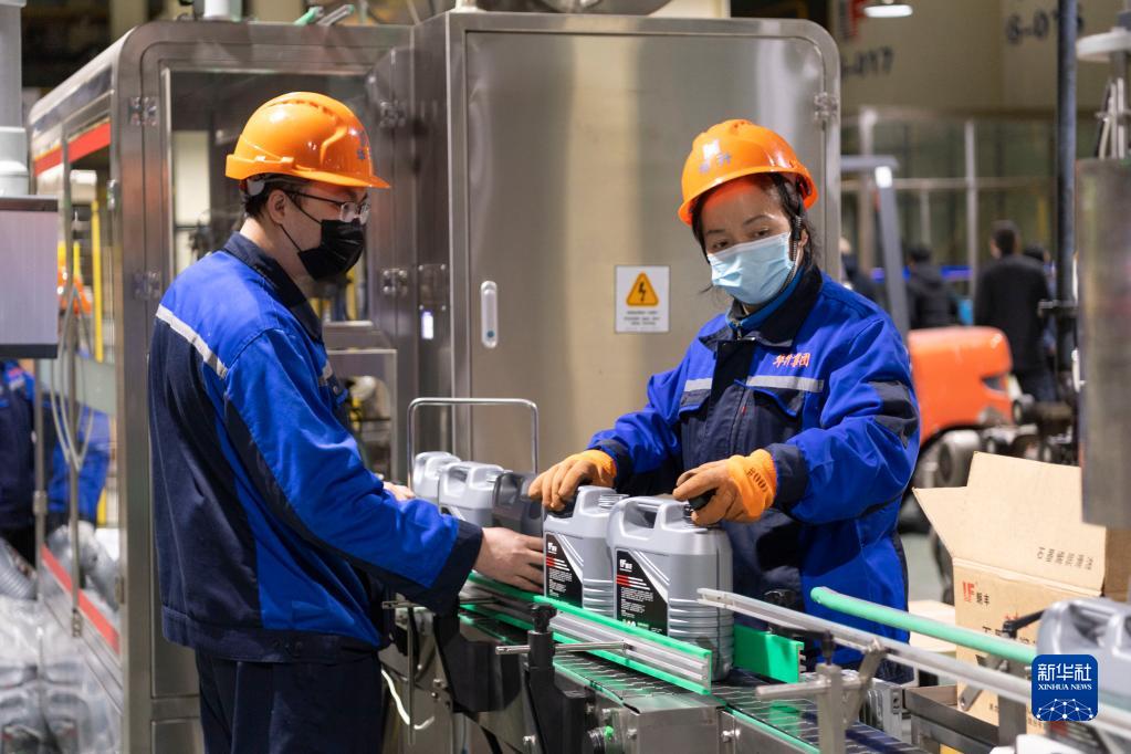 黑龙江鹤岗：发展石墨产业 促进经济发展