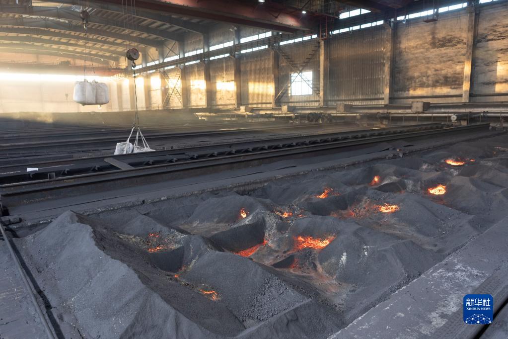 黑龙江鹤岗：发展石墨产业 促进经济发展