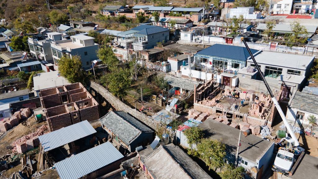 齐心协力，一定能重获稳稳的幸福——北京争分夺秒推进受灾地区灾后重建