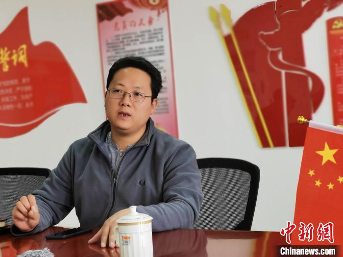 清华大学博士后5年扎根内蒙古让石墨烯走出草原“钱途”无量