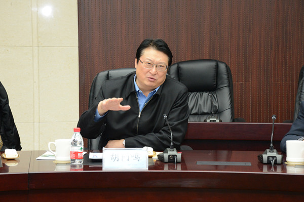 中船集团董事长胡问鸣调研无锡石墨烯产业发展