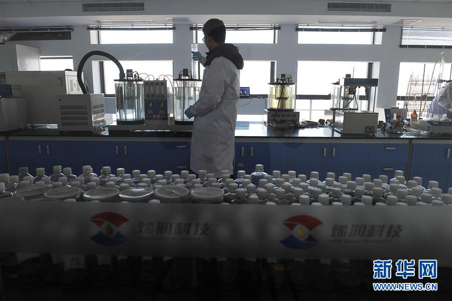 河北唐山百吨级石墨烯生产线实现平稳运行一周年