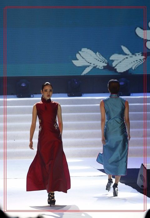 石墨烯也能做华服？这个高校的毕业晚会艳惊四座