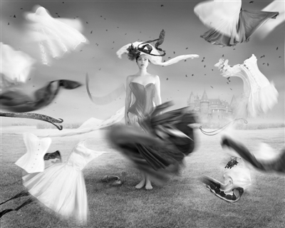 制衣材料有“记忆” 服装上演“变形记”