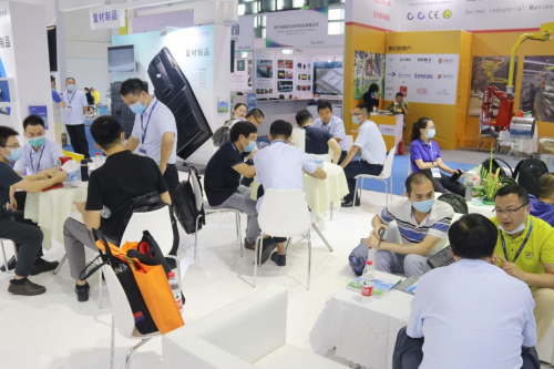 彰显不凡 格瑞德展品闪耀复材展