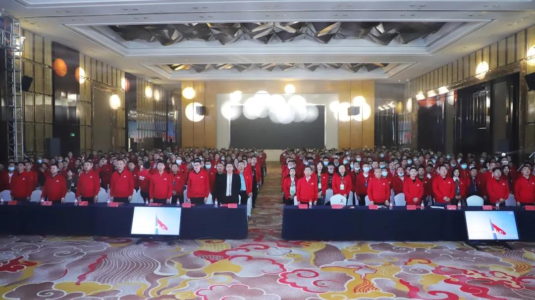 "够不够惊喜 看这里" 充一次电，不止百公里！