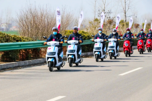 小刀电动车怎么样？凭啥连女排队长都为它打call