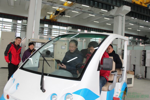 电工所“电动汽车用高比能超级电容器研制”项目通过验收