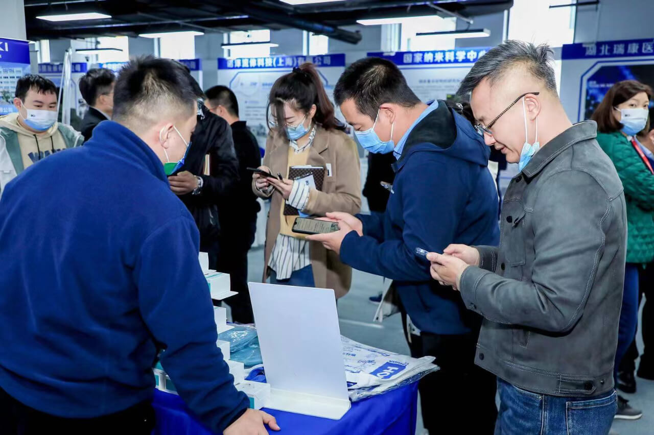 “北京石墨烯论坛2022”在京成功举行