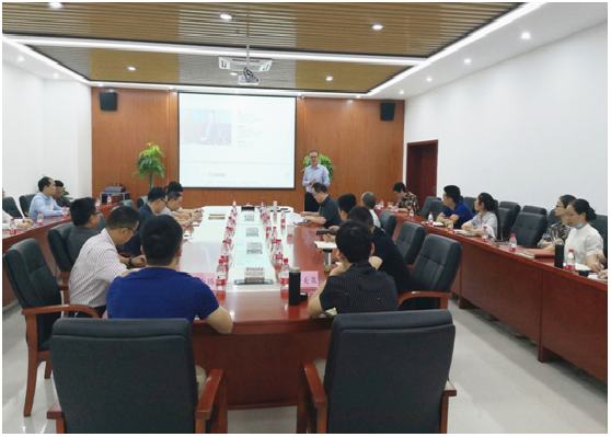 院属企业党支部和重庆石墨烯研究院有限公司联合举办“科技成果转移化及股权分配”专题讲座