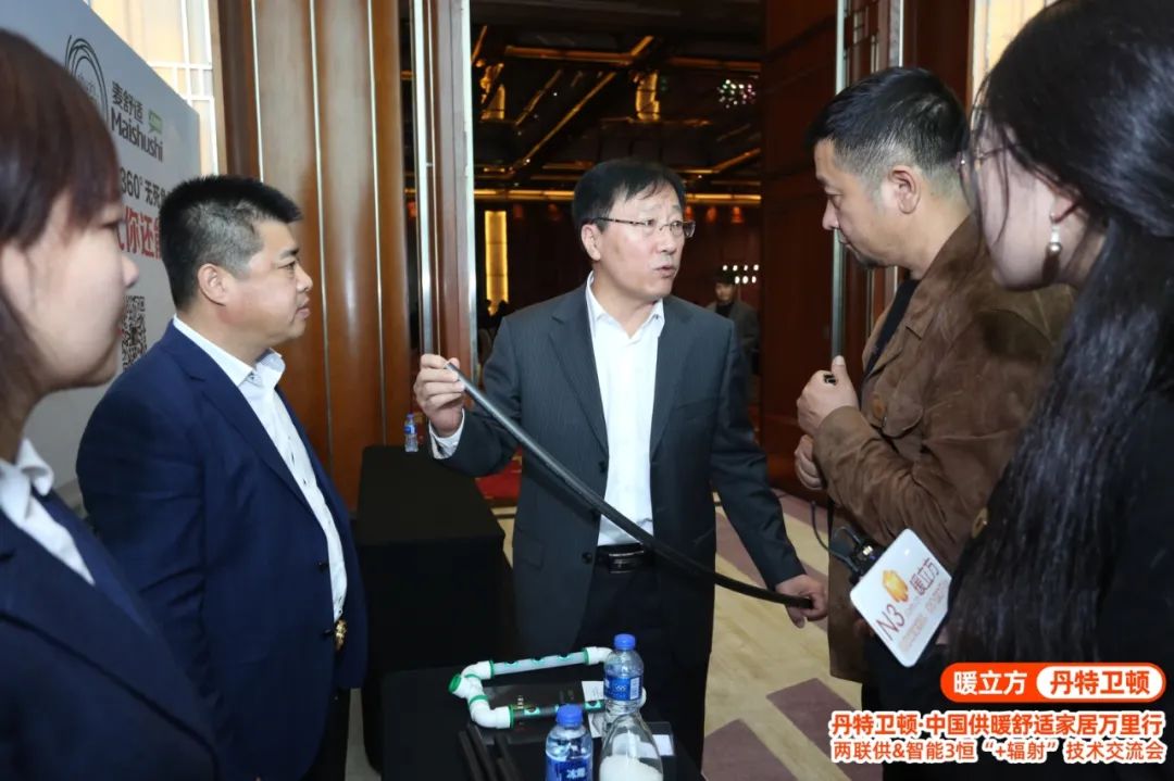 新知达人, 暖通行业更迭新征程|石墨烯地暖管首次亮相中国供暖万里行