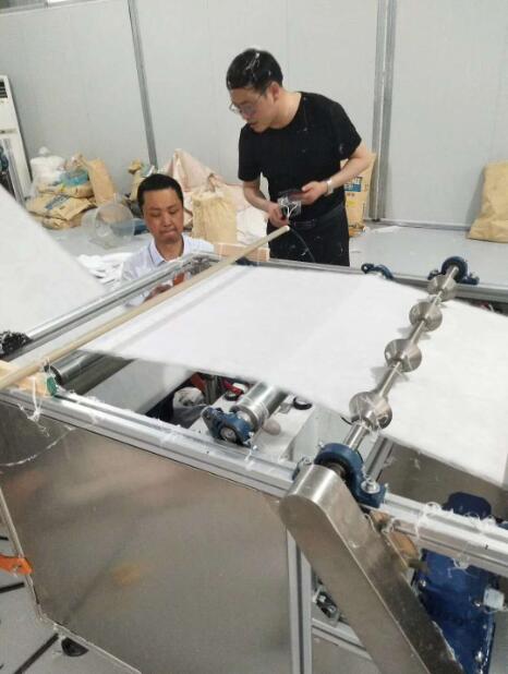 锲而不舍突破科技——矿物质石墨烯熔喷布研发的艰难历程