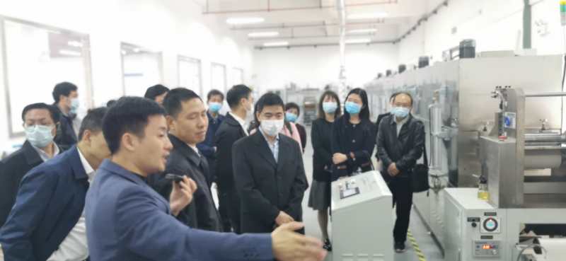 江汉大学校长景新华携江汉大学副校长等一行20余人在江岸区区政府领导陪同下视察汉稀科技