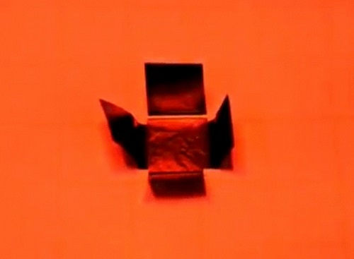 自主“行走”的石墨烯纸