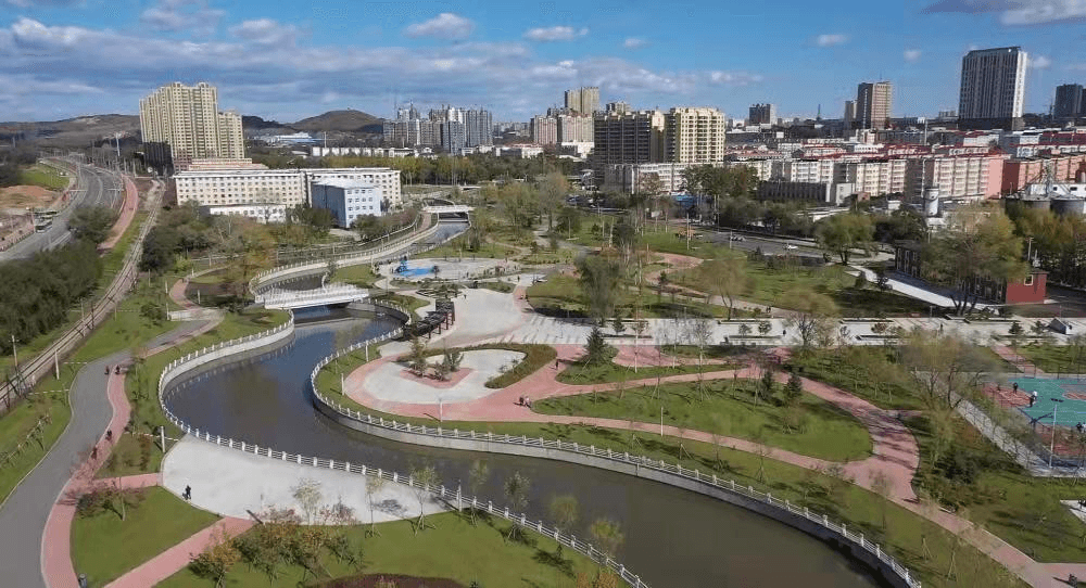 鹤岗“白菜价”房子背后：一座老煤城的自我救赎