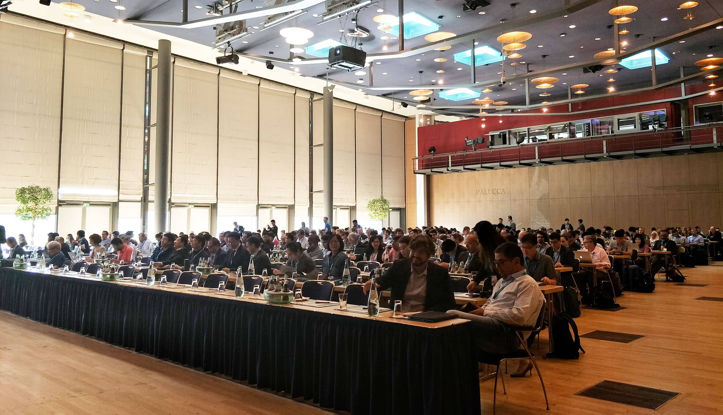 青岛德通赴欧洲商务合作考察并参加欧洲石墨烯大会