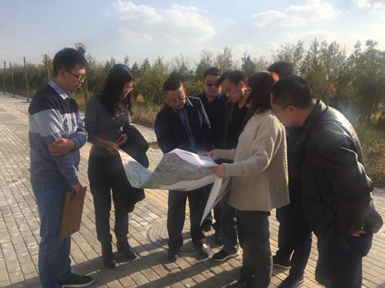 银川市发改委会同市直相关部门为石墨烯项目进行落地选址
