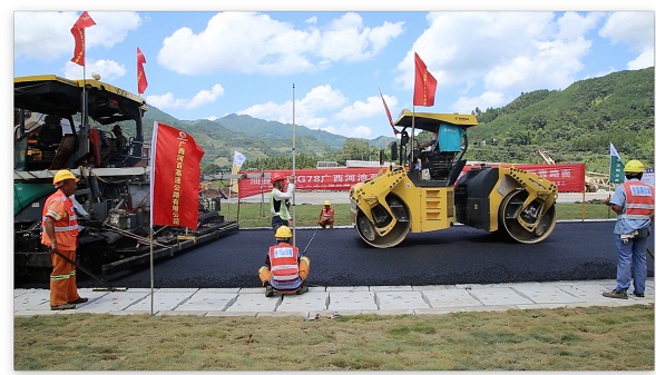 【发展质效年】技术革新！桥隧公司项目打造国内首段“石墨烯” 高速公路路面