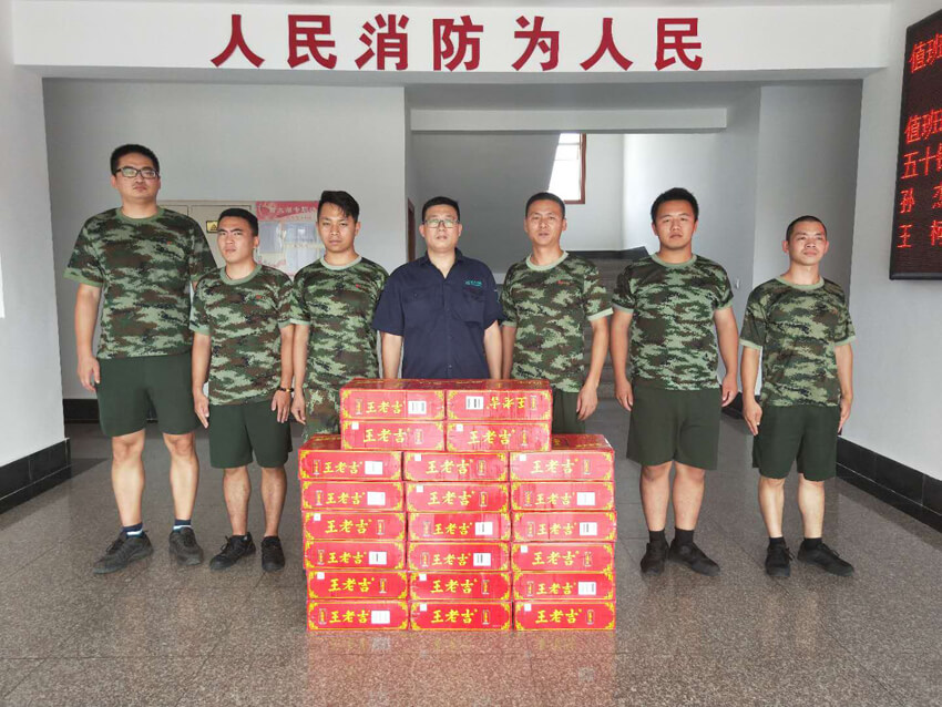 第六元素慰问消防官兵 尽显西太湖军民鱼水情