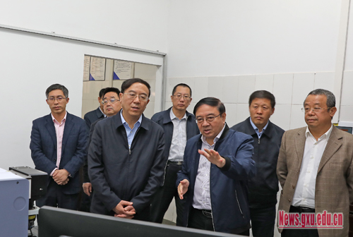 甘肃省副省长李沛兴一行来广西大学考察