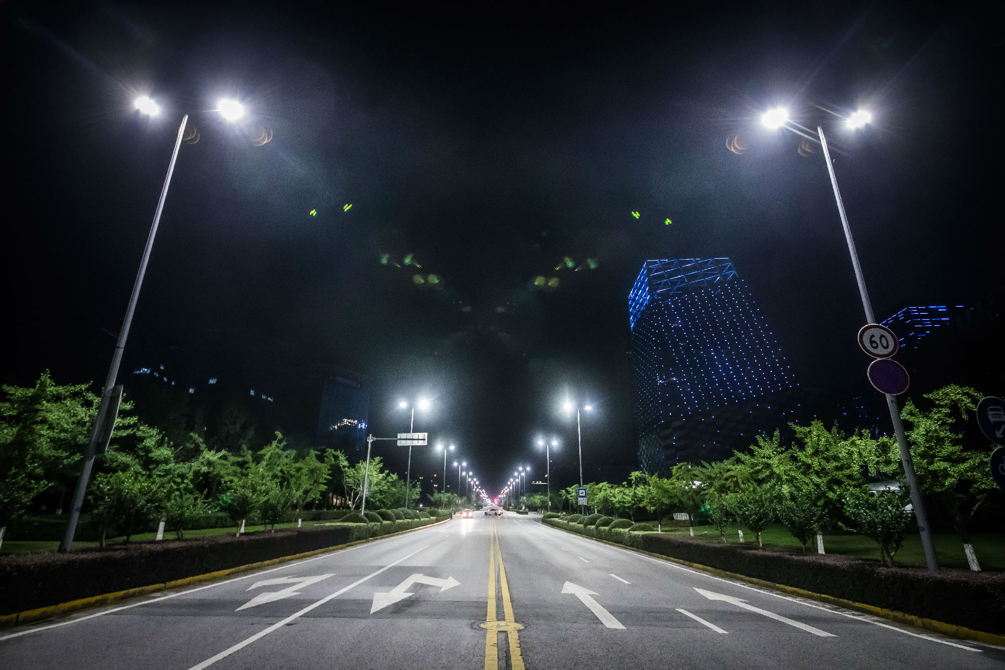 石墨烯复合材料散热涂层技术在大功率LED灯具上的应用——2019神灯奖申报技术