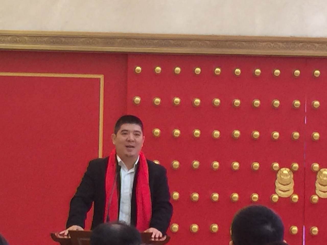 鹏威能源董事长徐彬：5G畅想下打开石墨烯应用想象力