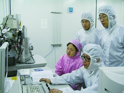 介电衬底长出“高”“大”石墨烯