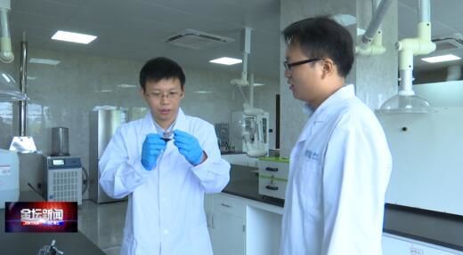 “凤回巢 才相聚”系列报道（2）陈武峰：开荒“石墨烯”转化科研成果