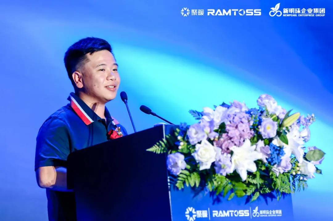 石墨烯电热技术发展峰会暨聚暖科技品牌发布盛典举行