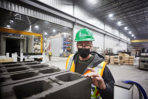 将混凝土变成可持续建筑材料