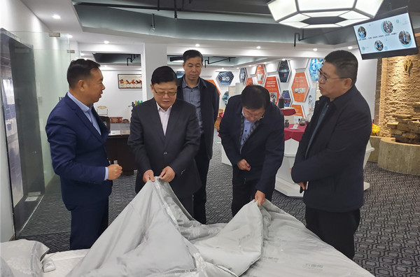 民进省委主委张显友带队赴长三角地区考察调研石墨烯产业