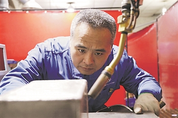 匠心筑梦新时代 建设亮丽内蒙古——内蒙古自治区第五届“北疆工匠”风采录