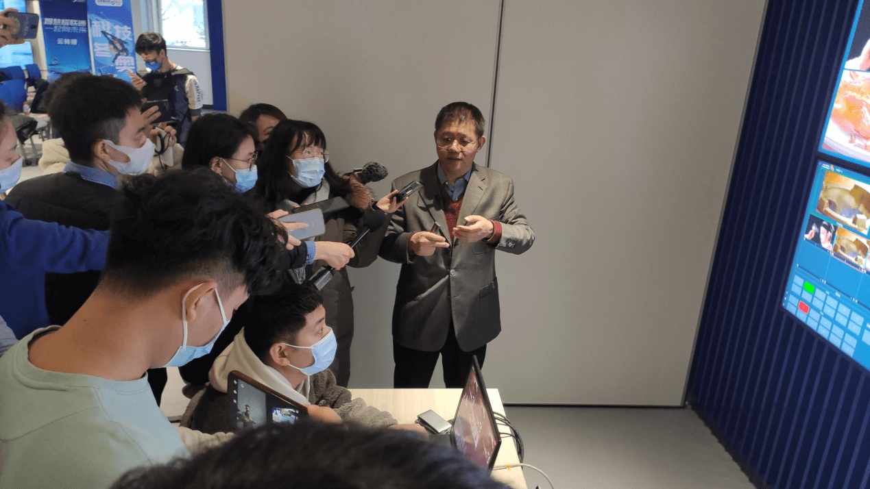 转播台背进背包里，一人就是一支队伍——中国联通冬奥云转播蓄势待发