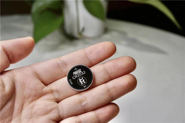 石墨烯大规模商用迎来新主角！传应领新上市，打造黑科技车钥匙电池